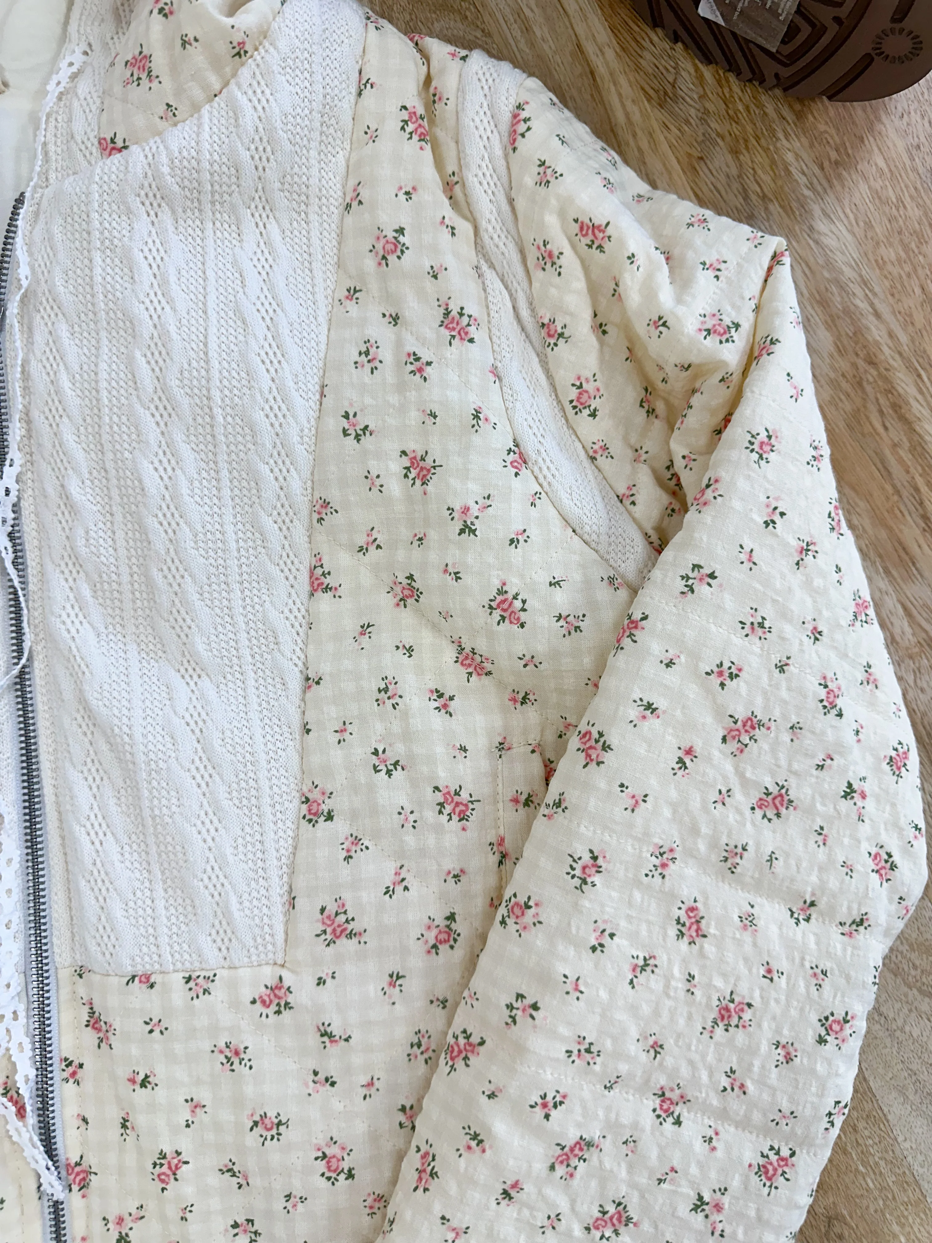 Flower Avenue Quilted Jacket - Image 17