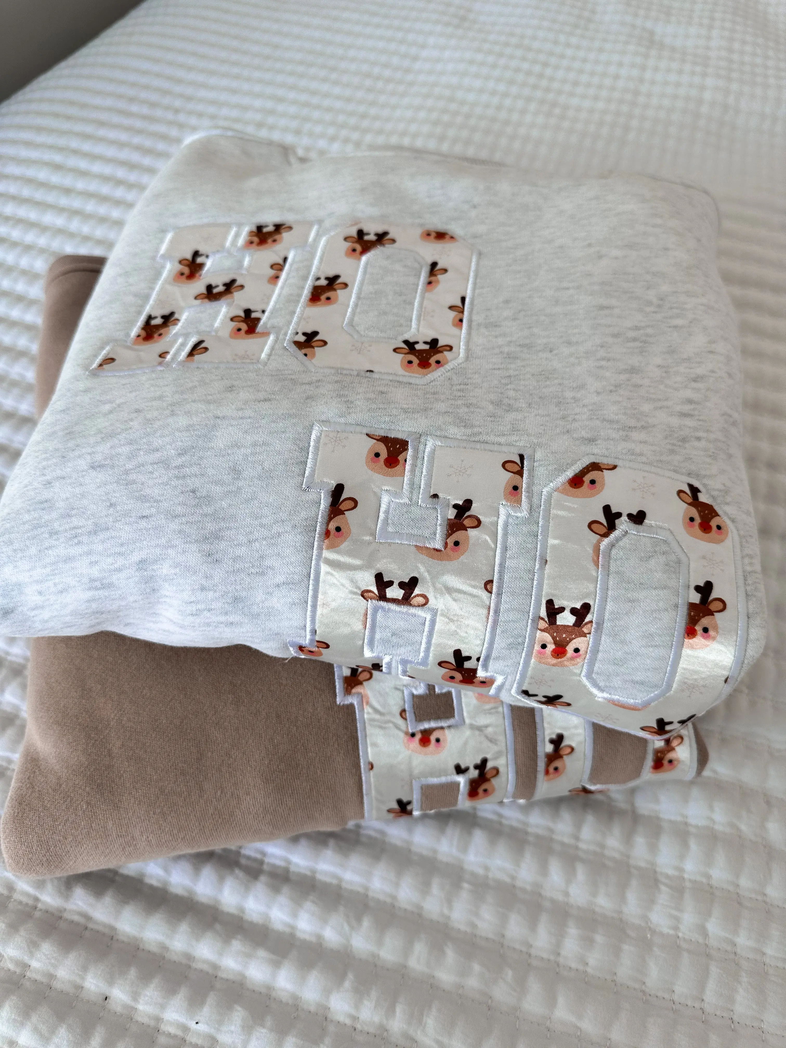 Pearl Grey Reindeer Sweatshirt - Image 10