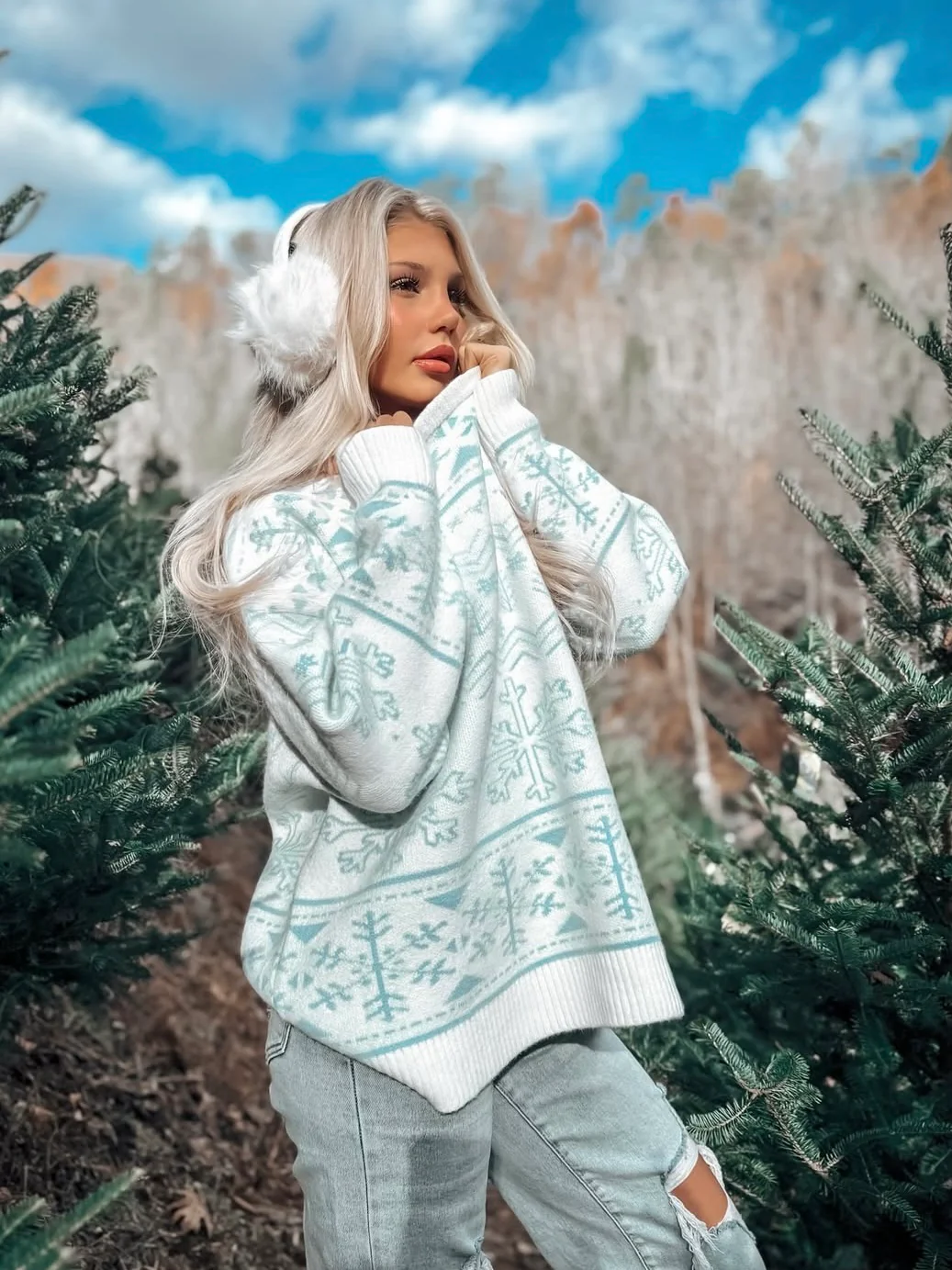 Snowflake Oversized Sweater - Image 11