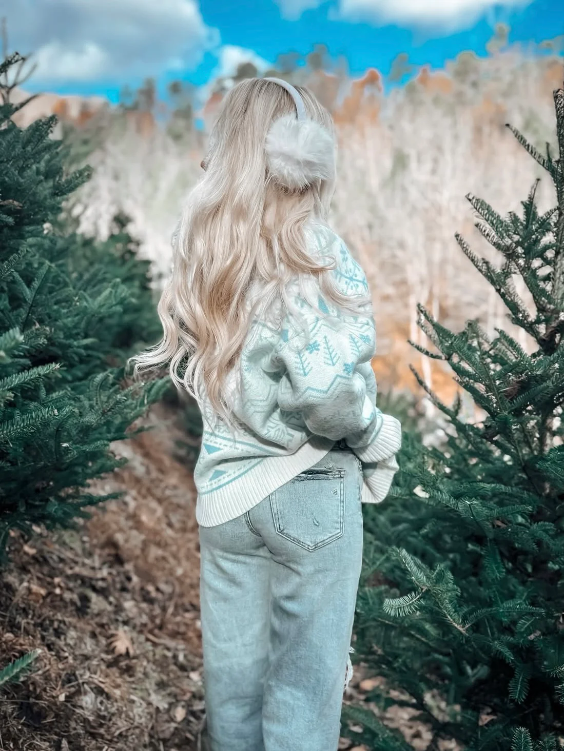 Snowflake Oversized Sweater - Image 3
