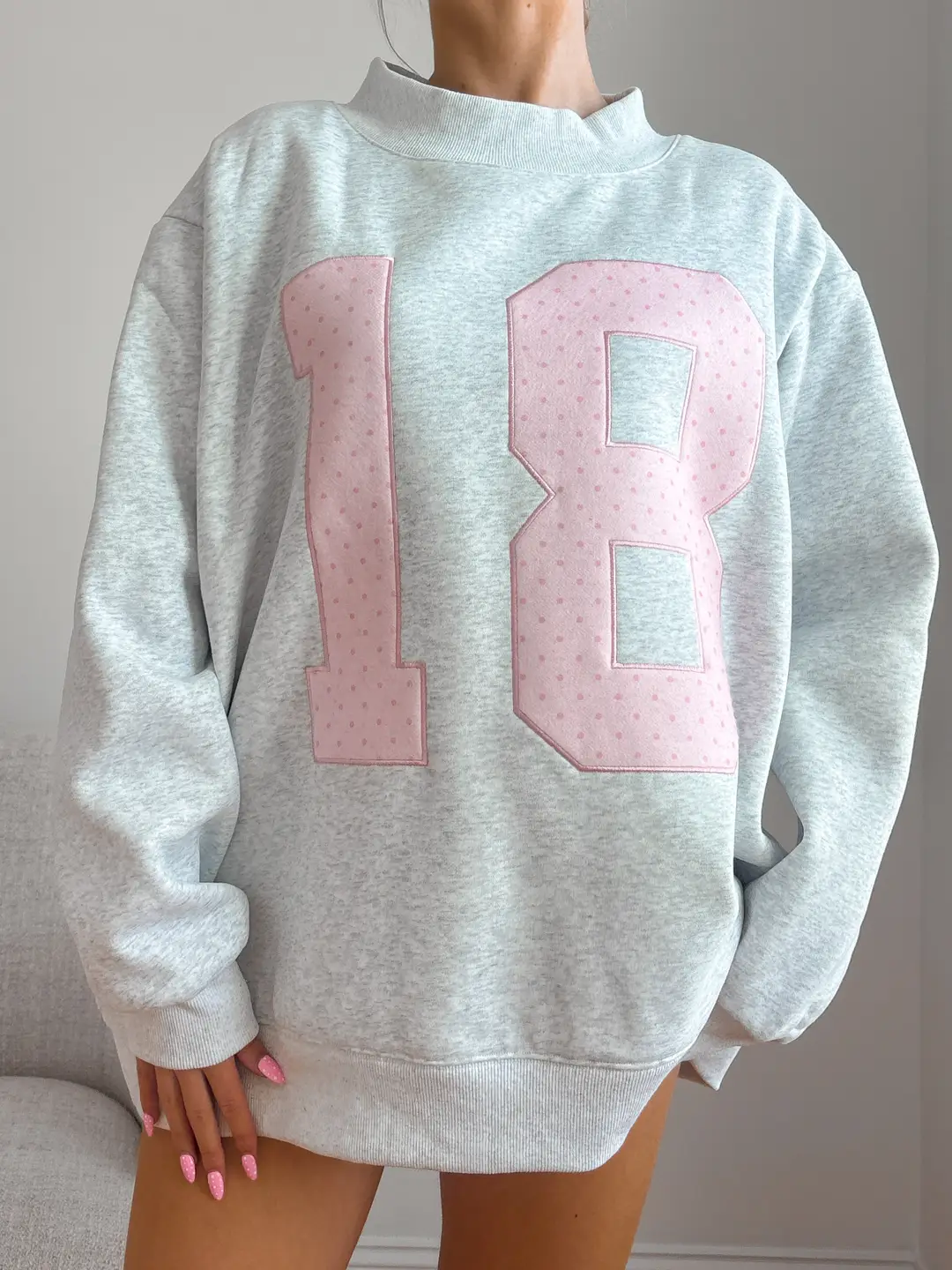Polka Dot 18 Number Embroider Mockneck Sweatshirt - Image 3