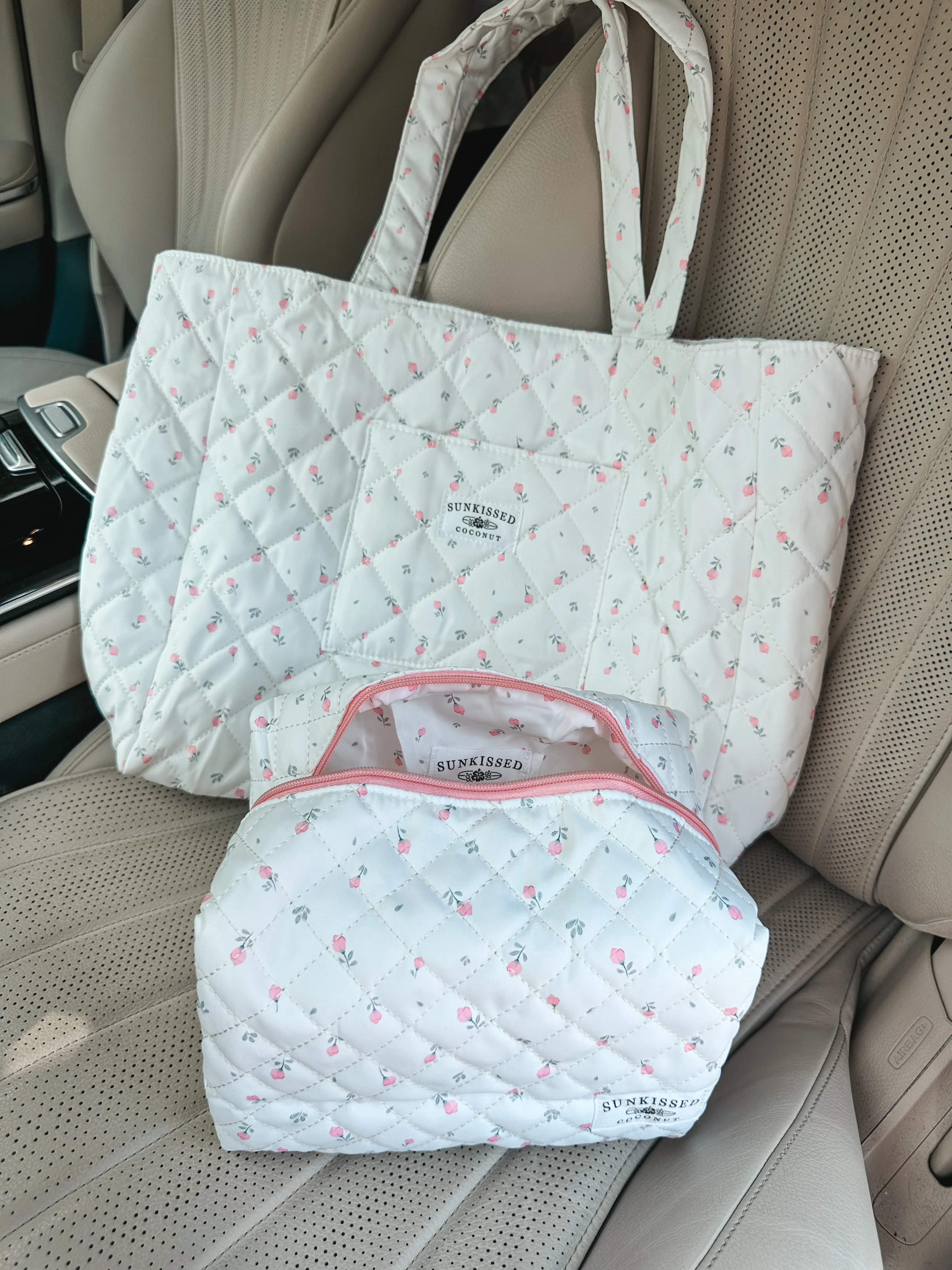 Roses Handmade Travel Bag - Image 7