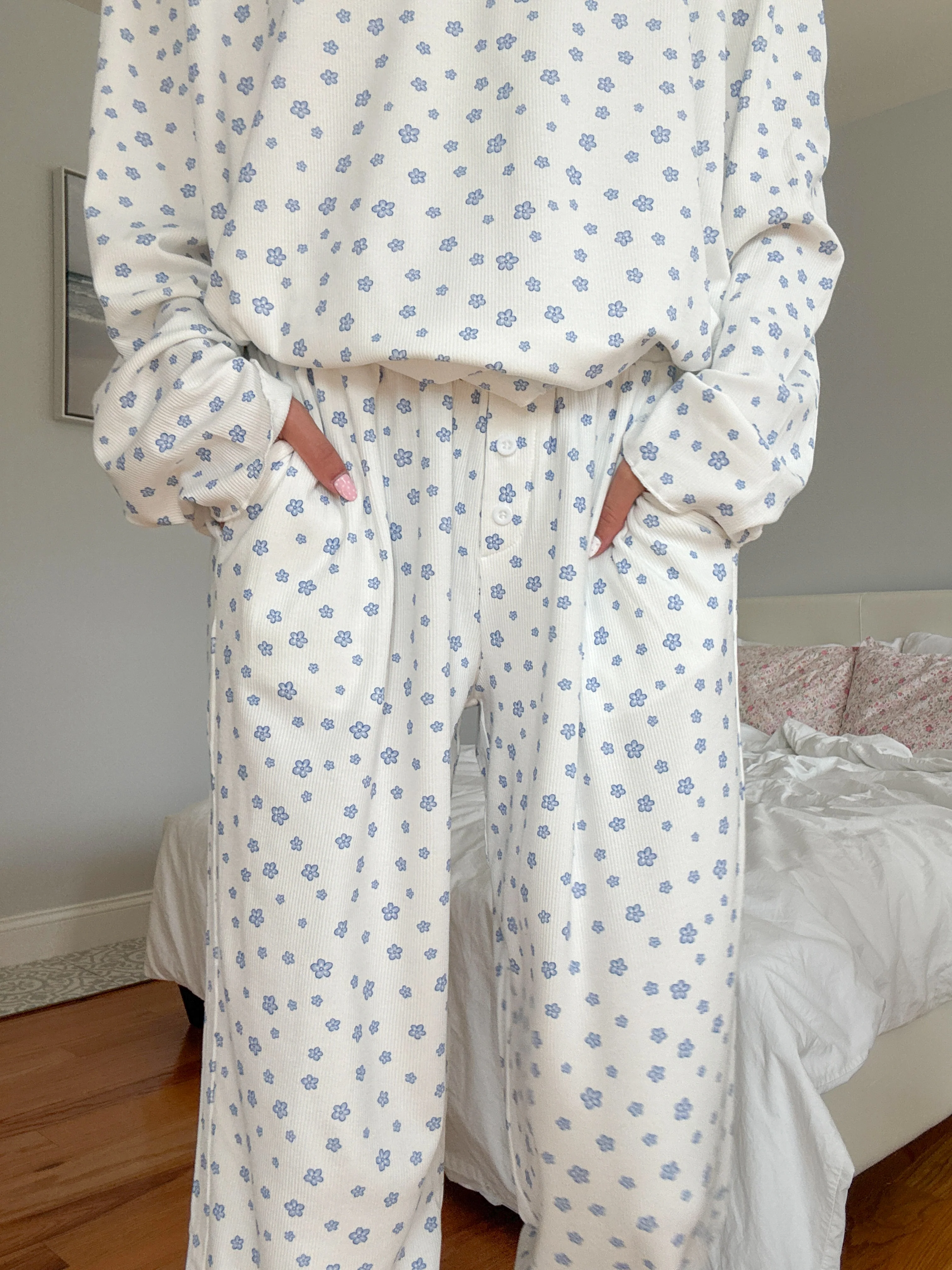 White Lilo Blue Floral Pajama Pants - Image 3